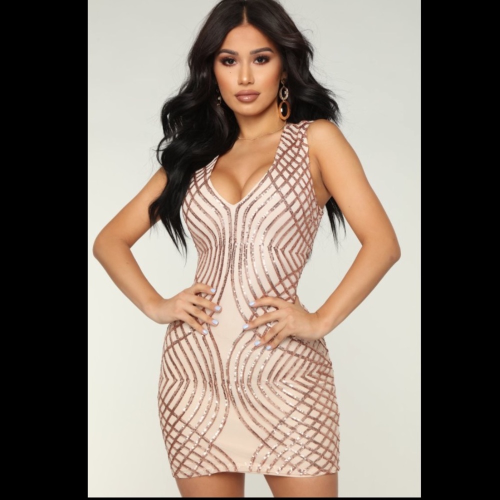 NWT Fashion Nova rose gold sequin bodycon dress XL